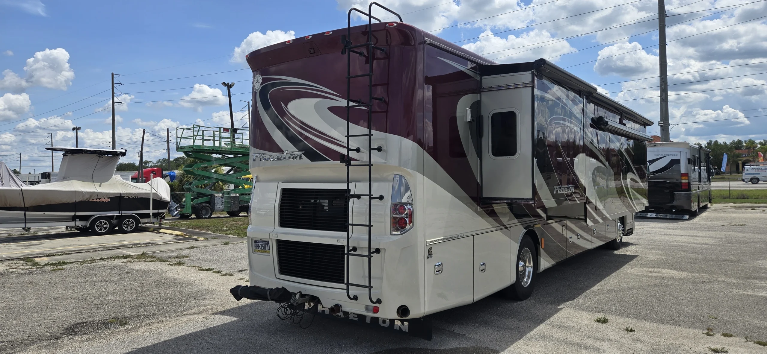2015 Tiffin Motorhomes PHAETON 40 AH