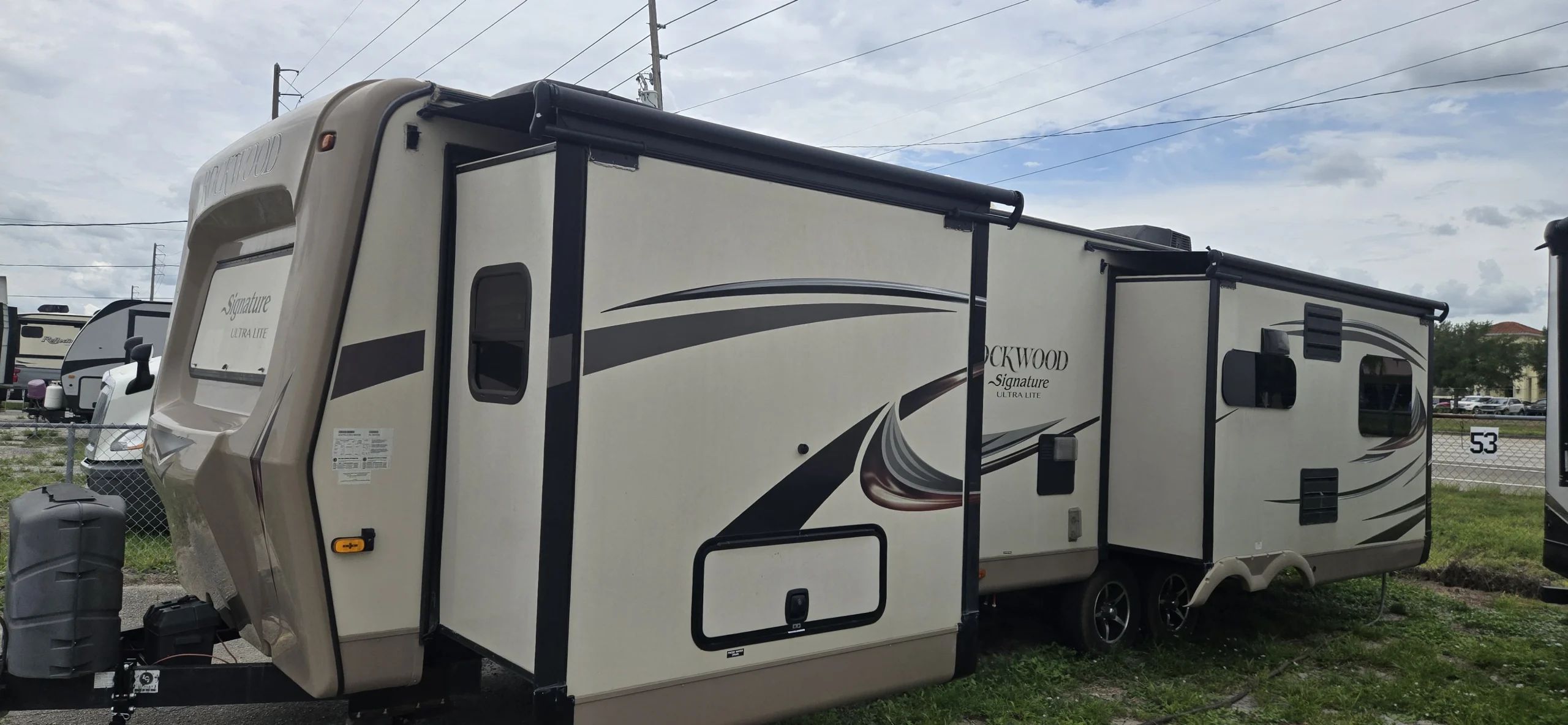2016 Forest River ROCKWOOD 8329SS