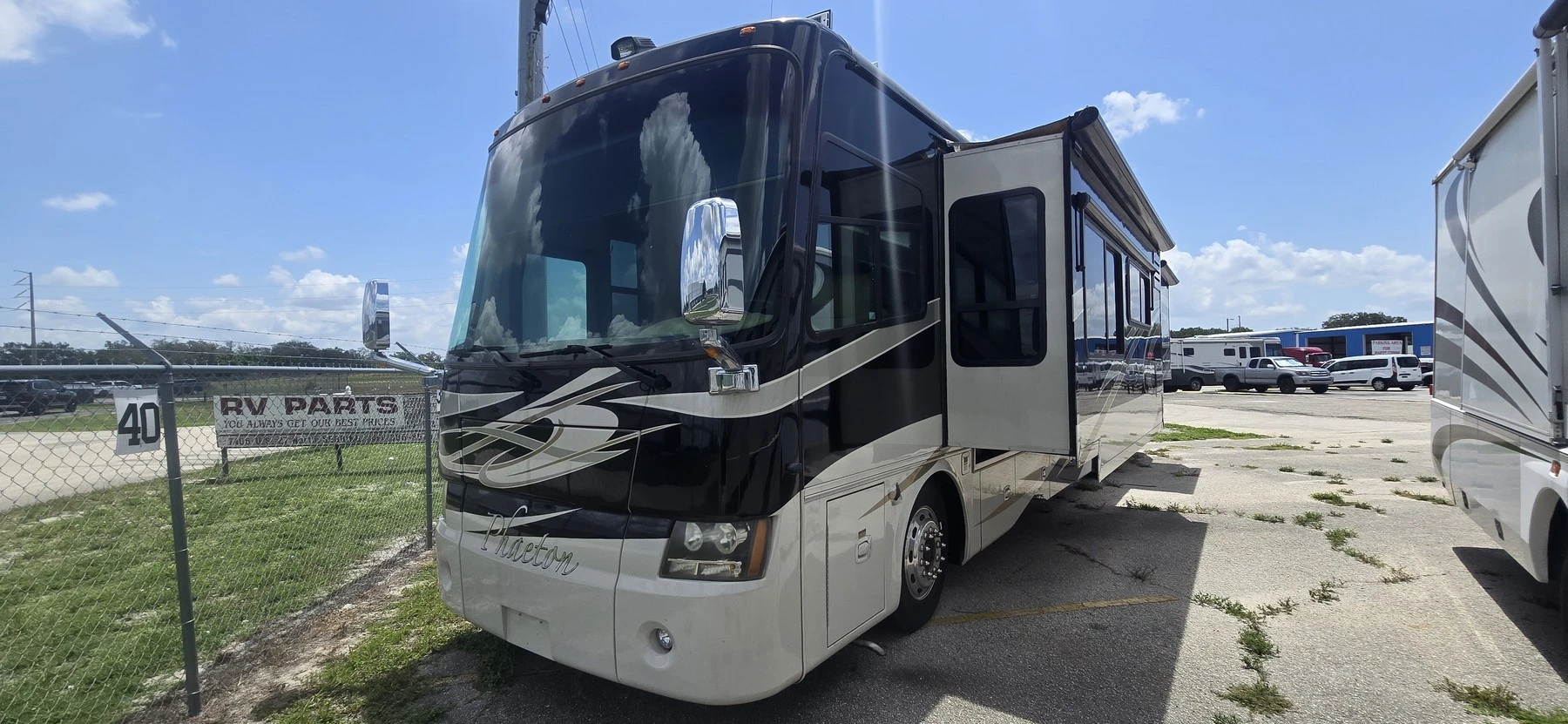 2009 Tiffin Motorhomes Phaeton 40 QTH