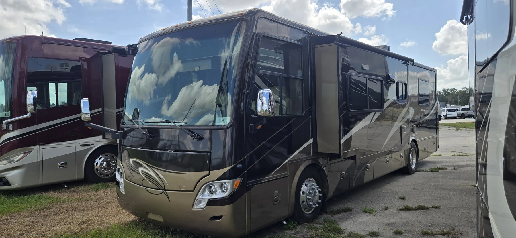 2012 Tiffin Motorhomes ALLEGRO BREEZE 32BR