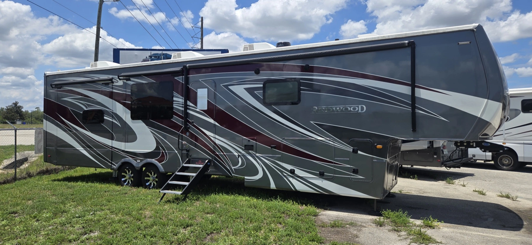 2023 Redwood REDWOOD 4001LK